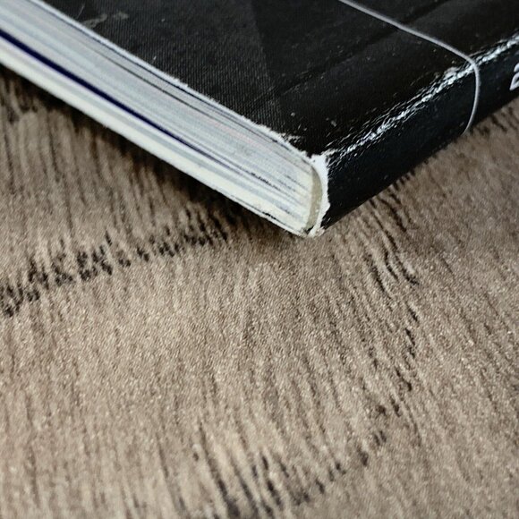 2011 Official Texas Football Yearbook UT Longhorns - A Fresh Start - Picture 8 of 9